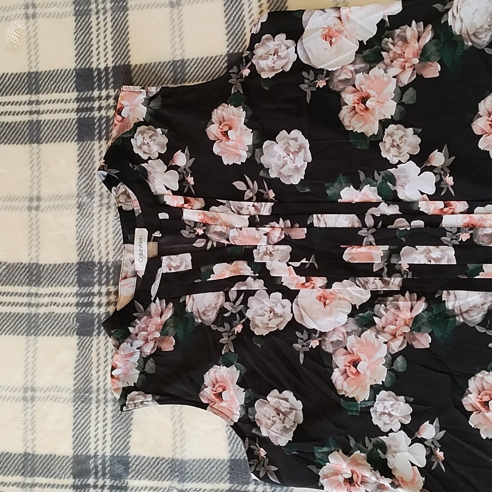 Beautiful Flower Top
